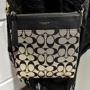 Coach Black and Cream Crossbody Swingpack